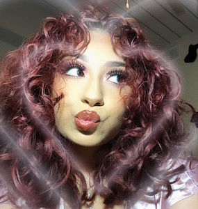 Meet your Posher, Kass